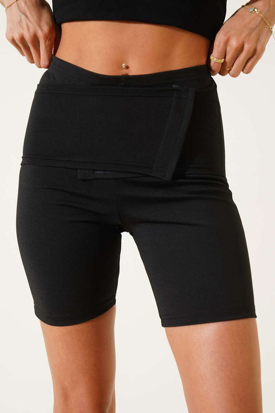 شورت ساونا أسود بحزام خصر حراري