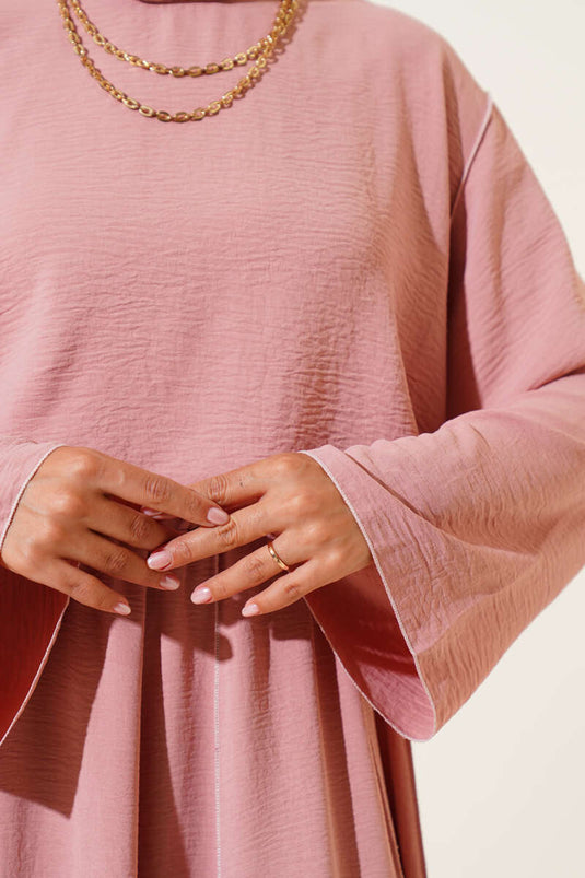 Tweedelig pak met omgekeerde steekdetails en rok, stoffig roze