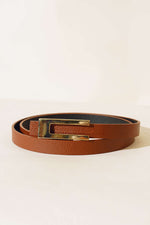 Ceinture métallique avec boucle, couleur fauve