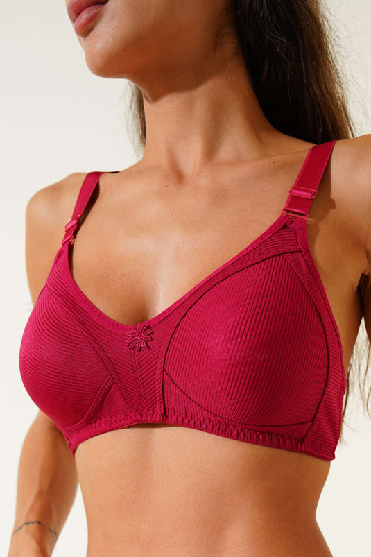 حمالة صدر صغيرة الحجم باللون العنابي