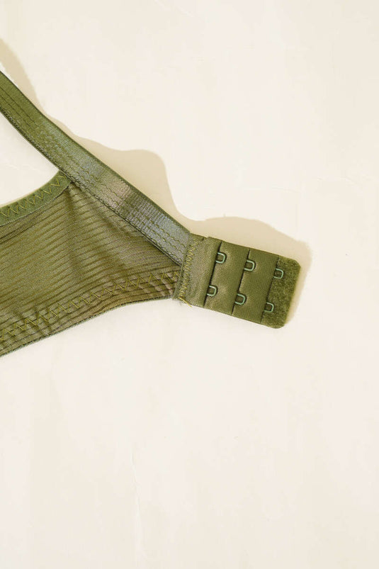 حمالة صدر صغيرة مخططة باللون الكاكي