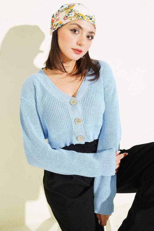 Three-Button Knitted Short Cardigan Baby Blue