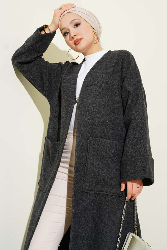 معطف كشمير طويل الجيوب بلون أنثراسيت