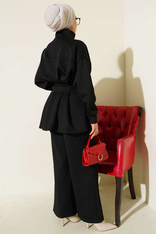 بدلة سوداء من قطعتين بحزام طويل