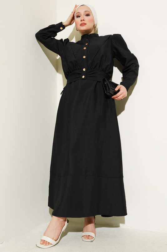 طقم من قطعتين من السترة ذات الرقبة على شكل حرف V باللون الأسود