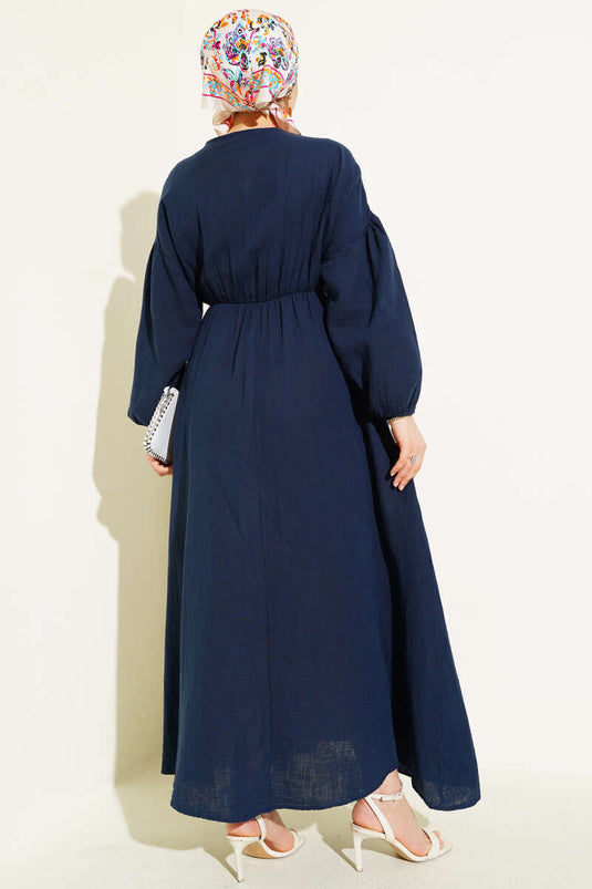 فستان برباط وفتحة رقبة على شكل حرف V أزرق داكن