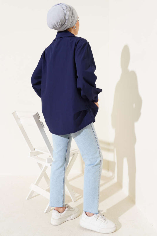تونيك جيب بفتحة رقبة على شكل حرف V أزرق داكن