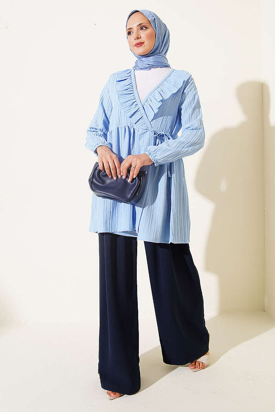 Kimono Azul Con Cuello En V Y Volantes