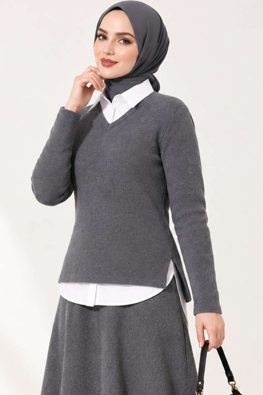 V Neck Textured Quilted Blouse In Milk Smoke Grey