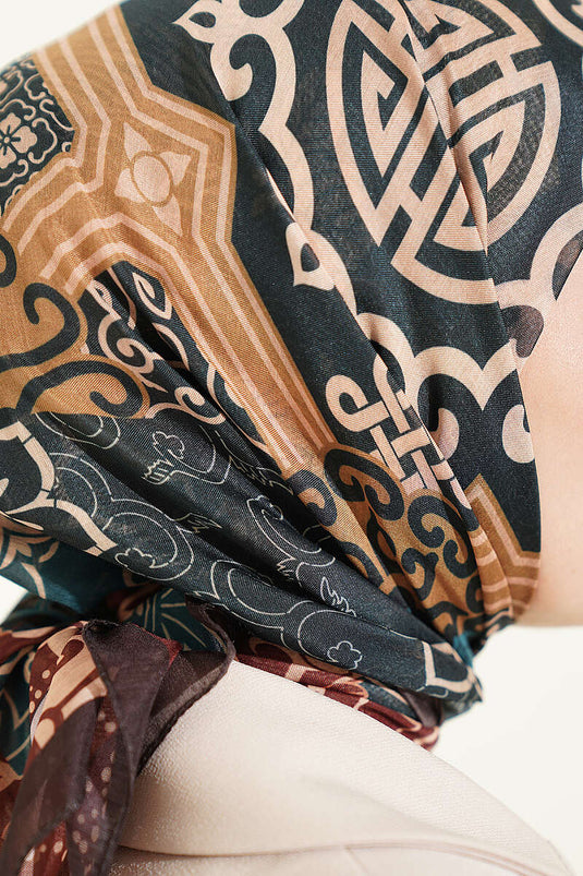 Foulard Ethnic Vera Con Motivi In Marrone Caldo