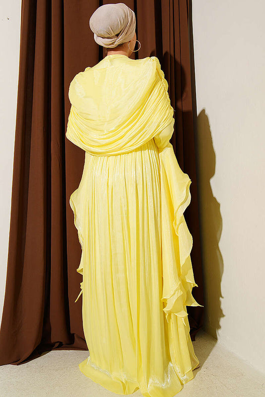 Robe de soirée drapée à volants avec détails volantés jaune