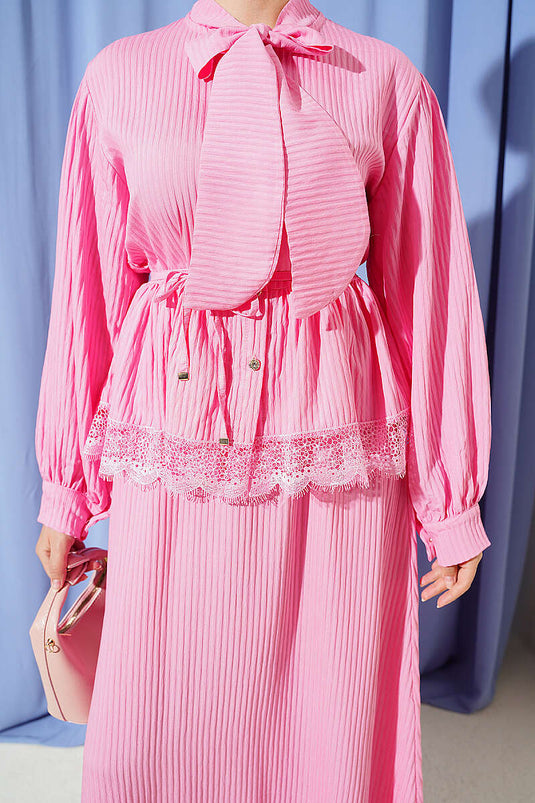 Pink Lace-Trimmed Ribbed Skirt Set with Neck Tie