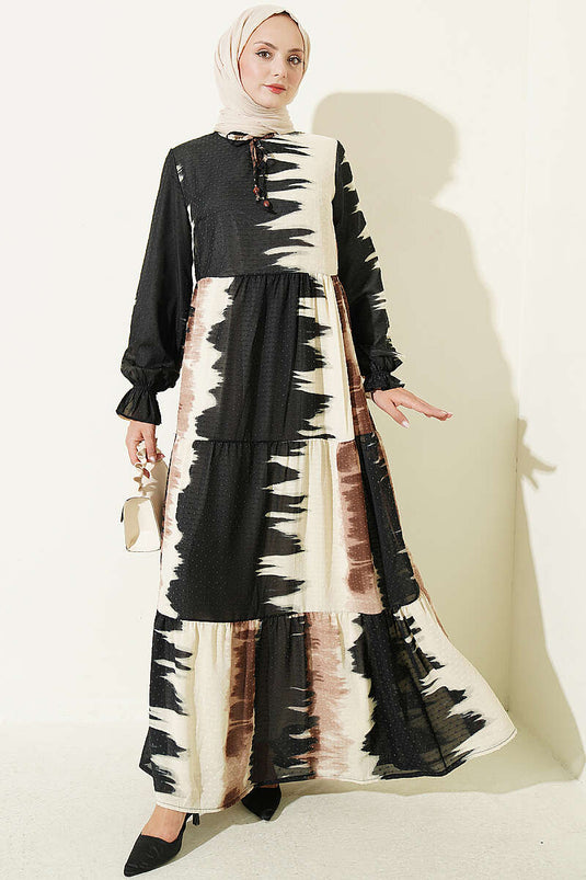 Gemustertes Kleid Mit Bindeband In Kaffee