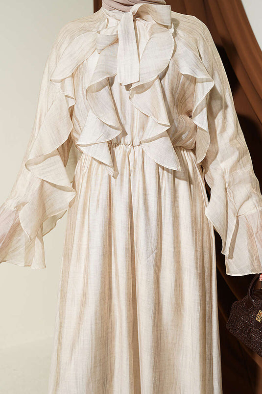 Robe beige à volants avec col noué
