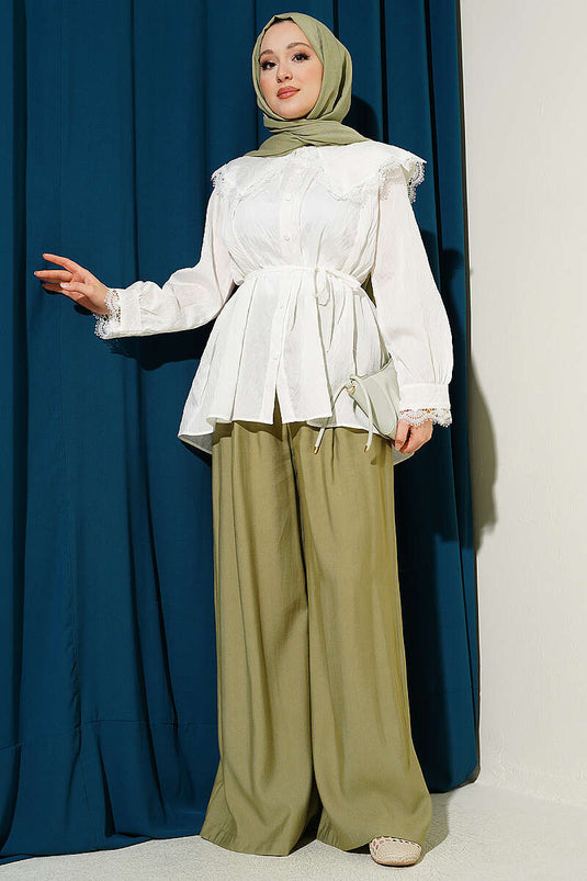 Chemise col marin en dentelle guipure à col montant, couleur écru