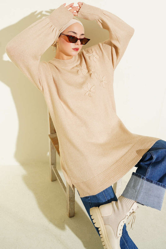 Soft Floral Collar Knit Tunic Latte