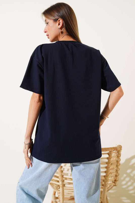 Lässiges T-Shirt mit herzförmiger Stickerei am Kragen, Marineblau