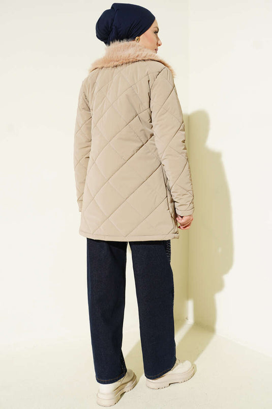 Yaka Kürklü Kapitone Kısa Mont Bej