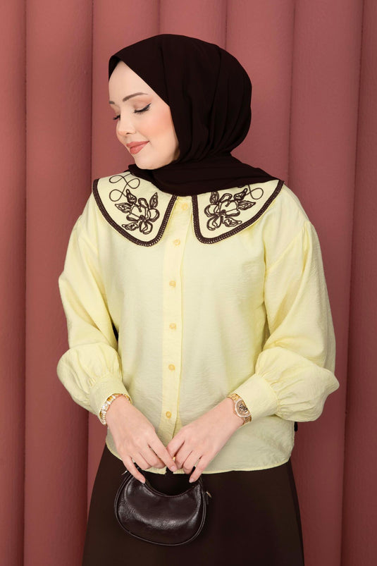 Chemisier à broderie Yaka sur jupe jaune