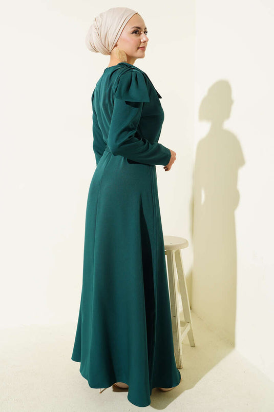 Yaka Parça Detaylı Abiye Elbise Zümrüt