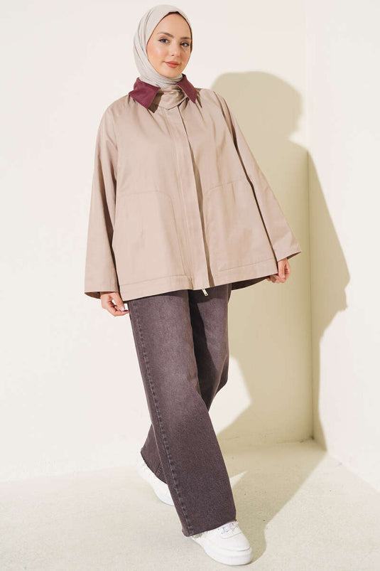 Beige Ritsjas Met Kraag