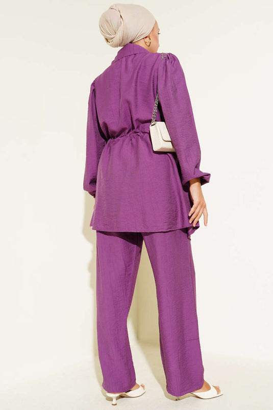 Kraag Cape Goud Geknoopt Tweedelig Pak Magenta