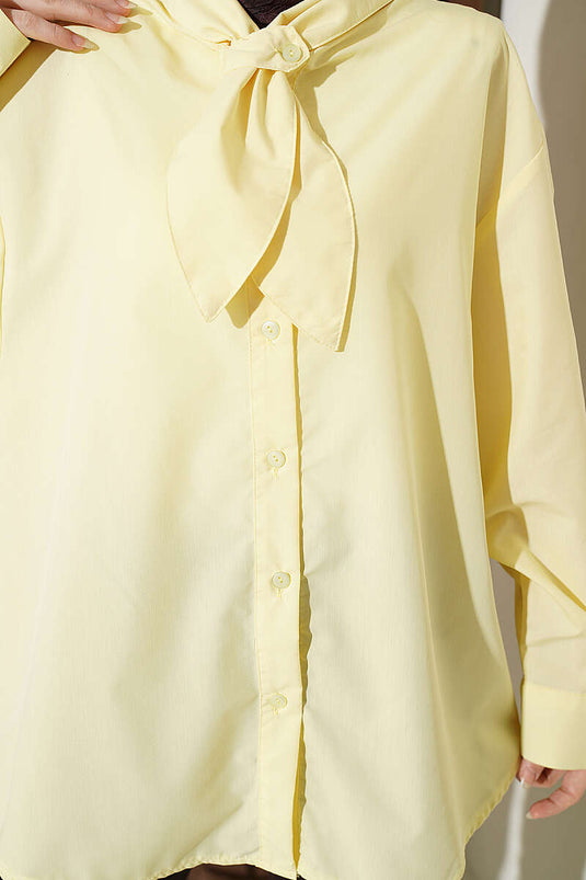Camicia ampia con collo allacciato giallo
