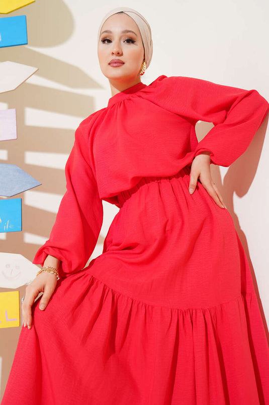 بدلة أليزارين من قطعتين مع ياقة مطوية وتنورة