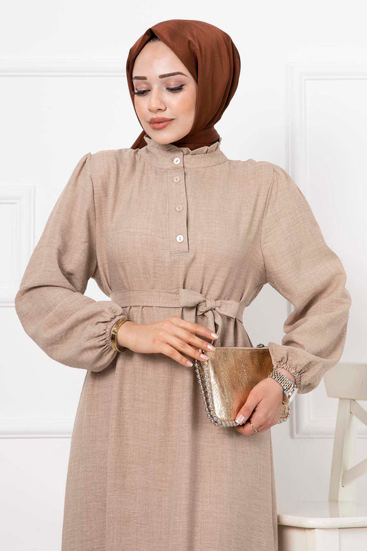 Robe Hijab Longue Crème avec Détail Volant sur le Col