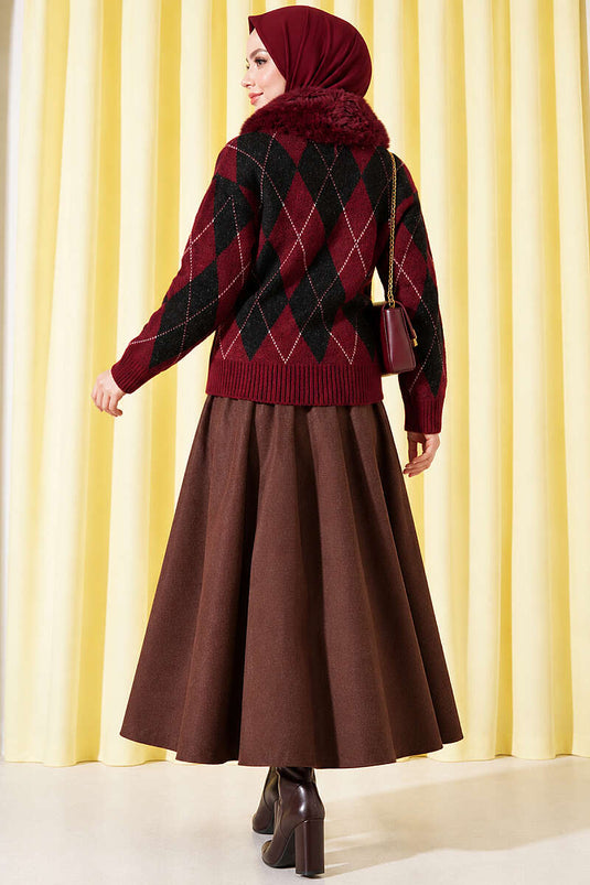 Gilet En Maille À Col En Fourrure Et Motif Bordeaux