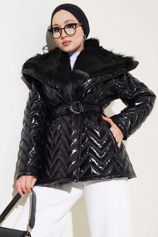 معطف لامع مع طوق فرو أسود