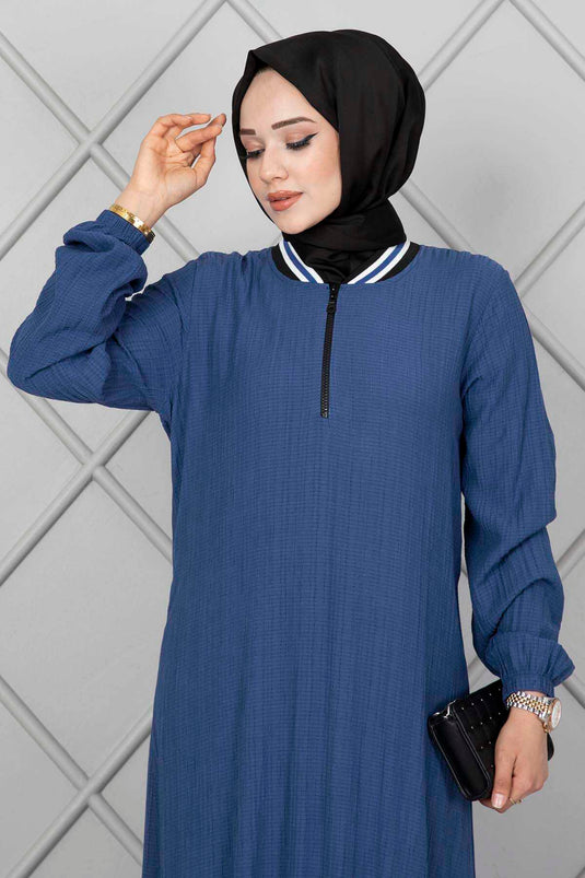 Robe Hijab Indigo avec Détail Rayé sur le Col