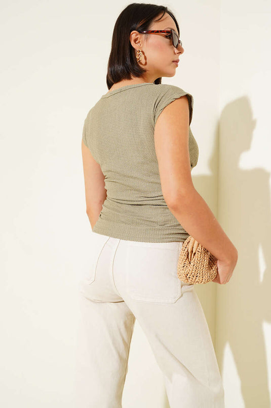 بلوزة مجعدة جانبية مكشكشة، لون كحلي