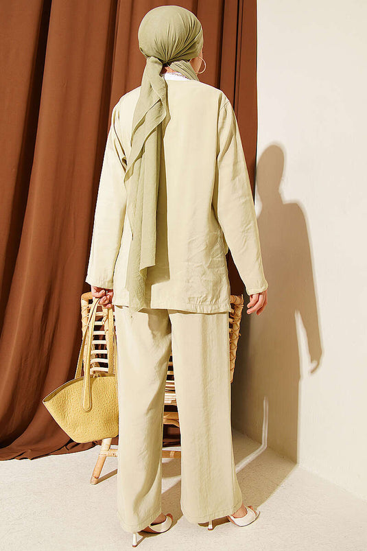 Ensemble double en modal avec boutons latéraux, vert avocat