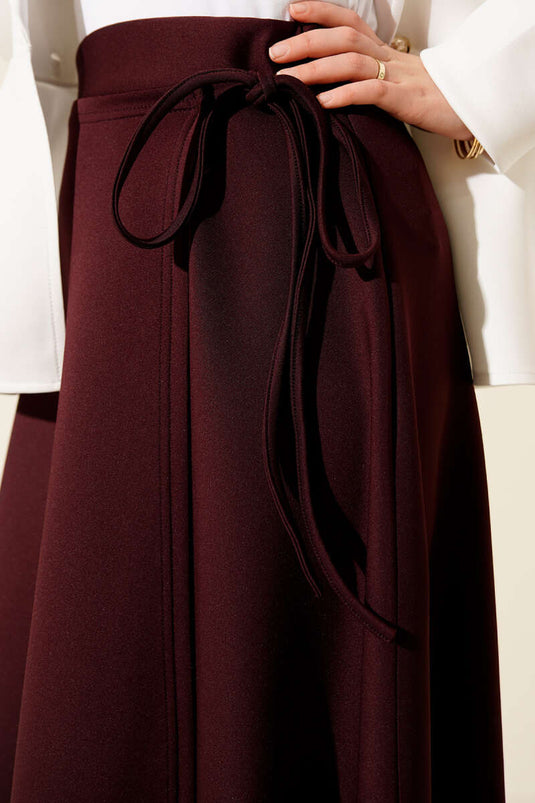 Jupe de plongée bordeaux à nouer sur le côté