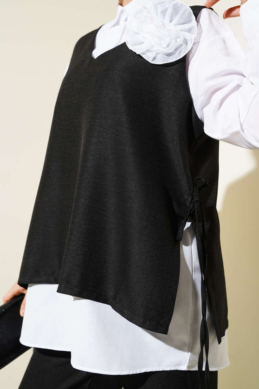 Costume trois pièces noir avec gilet à cordon de serrage latéral