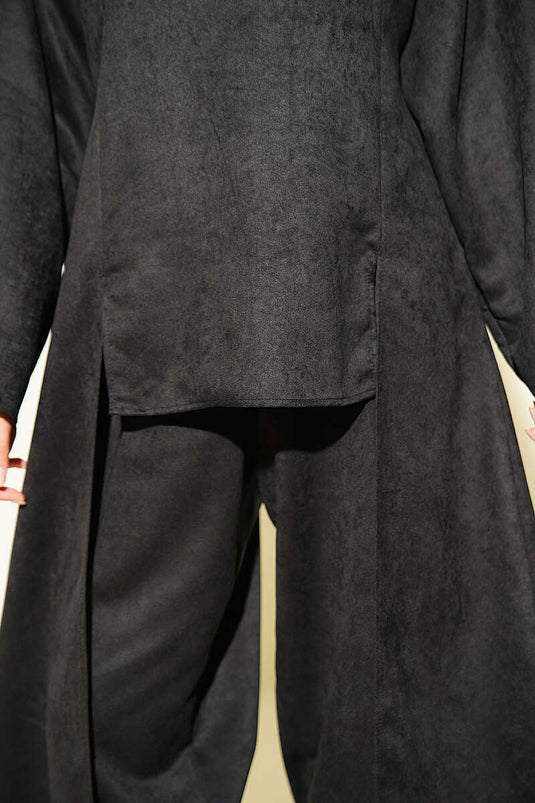Black Two-Piece Set With Side Detail