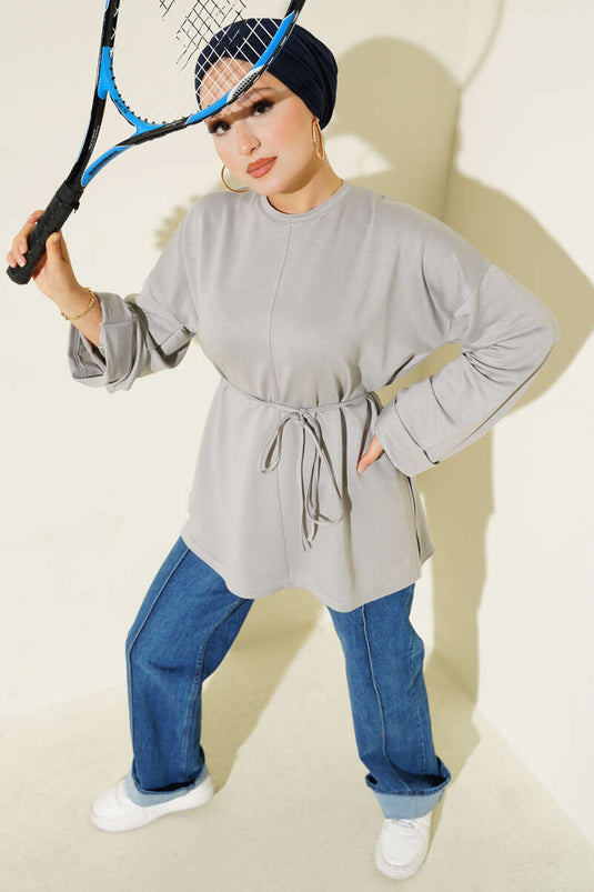 تونيك رمادي بأكمام مزدوجة وفتحة جانبية