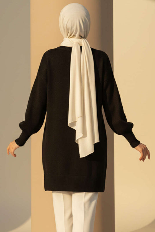 Tunique longue en tricot doux avec fente latérale noire