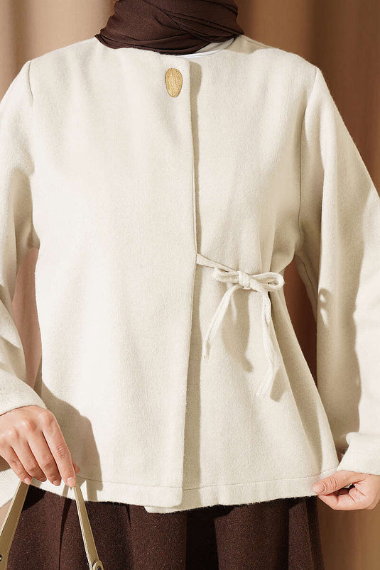 Giacca Beige Con Fiocco Laterale E Maniche Spagnole