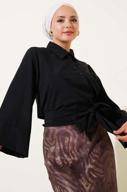 Chemise courte noire à nouer sur le côté