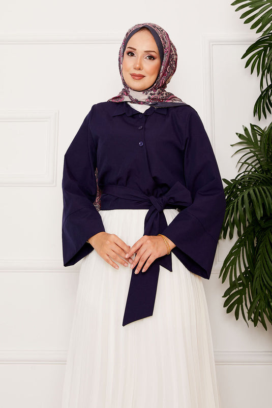 Chemise à manches larges nouée sur le côté bleu marine