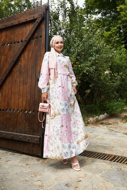 Vestido rosa con cuello camisero y lazo lateral