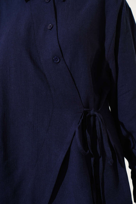 بدلة كتان من قطعتين برباط جانبي أزرق داكن