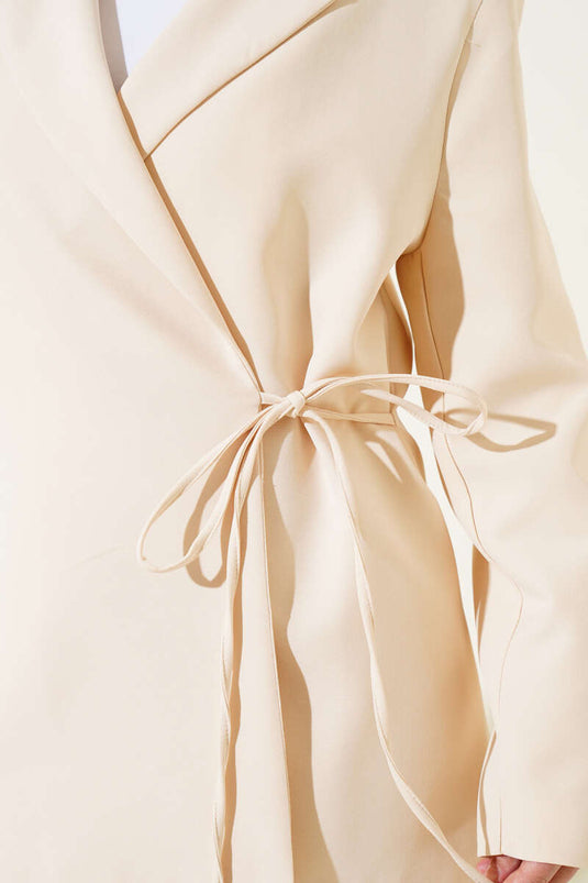 Yandan Bağlamalı Kruvaze Yaka Ceket Bej