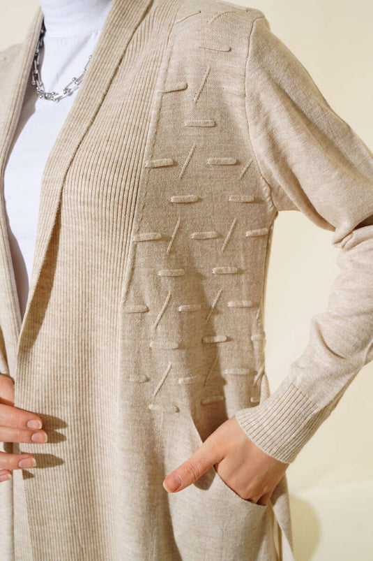 Cardigan Beige À Boutons Latéraux Et Détails À Nouer