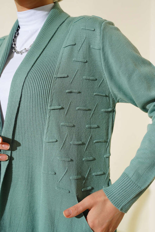 كارديجان برباط جانبي، لون أخضر لوزي