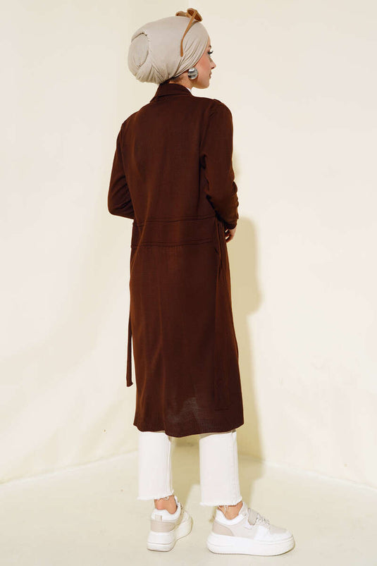 Gilet à lacets et coutures latérales, marron