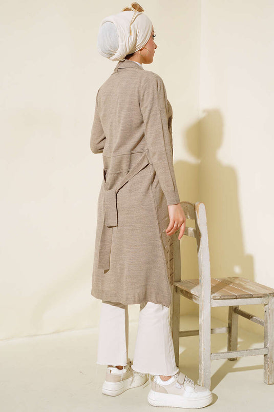 Gilet en vison à lacets et coutures latérales