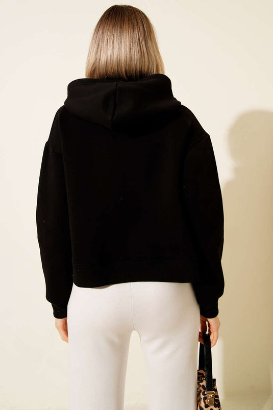 سترة صوفية سوداء بأزرار كبس على الجانبين